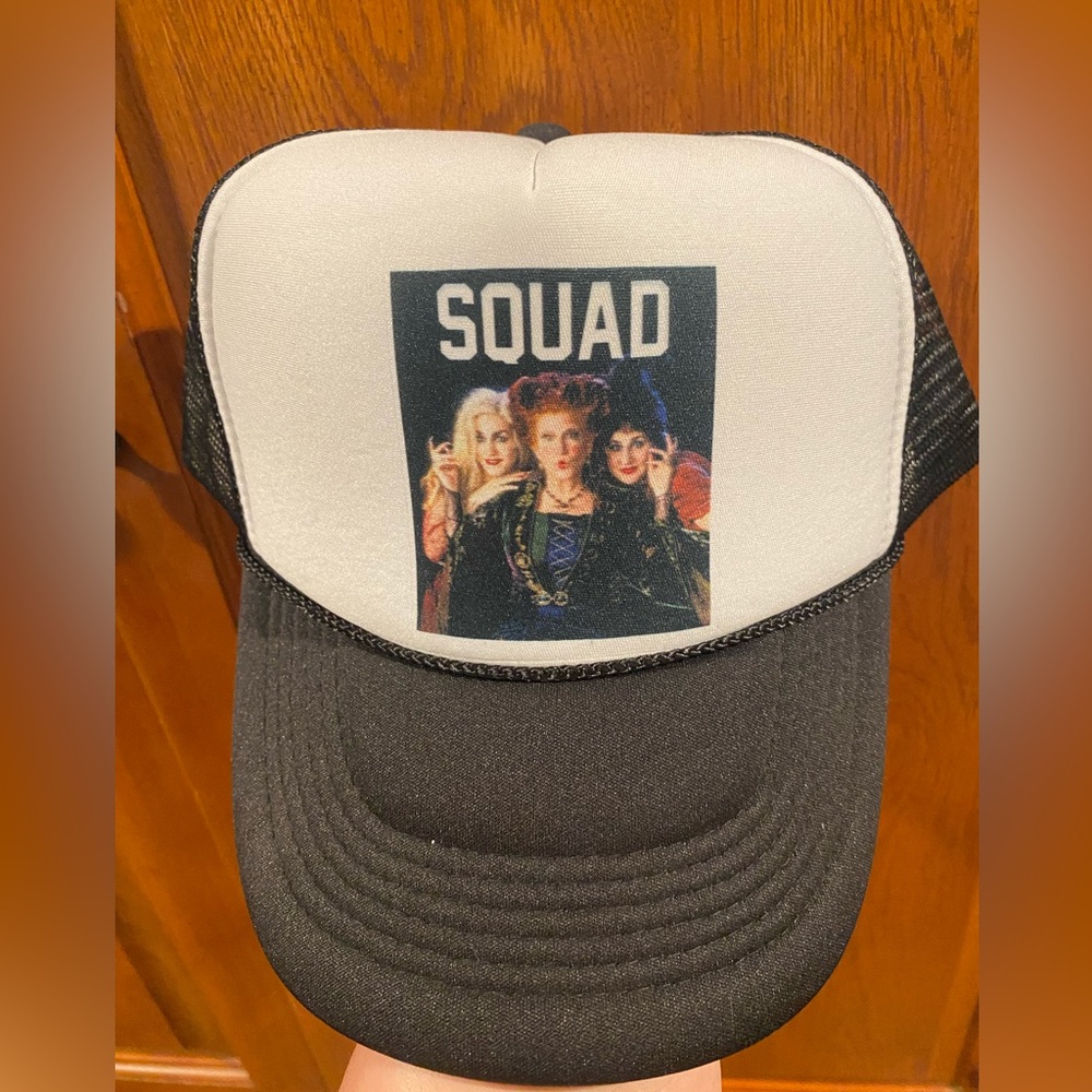 Hocus-pocus, trucker hat